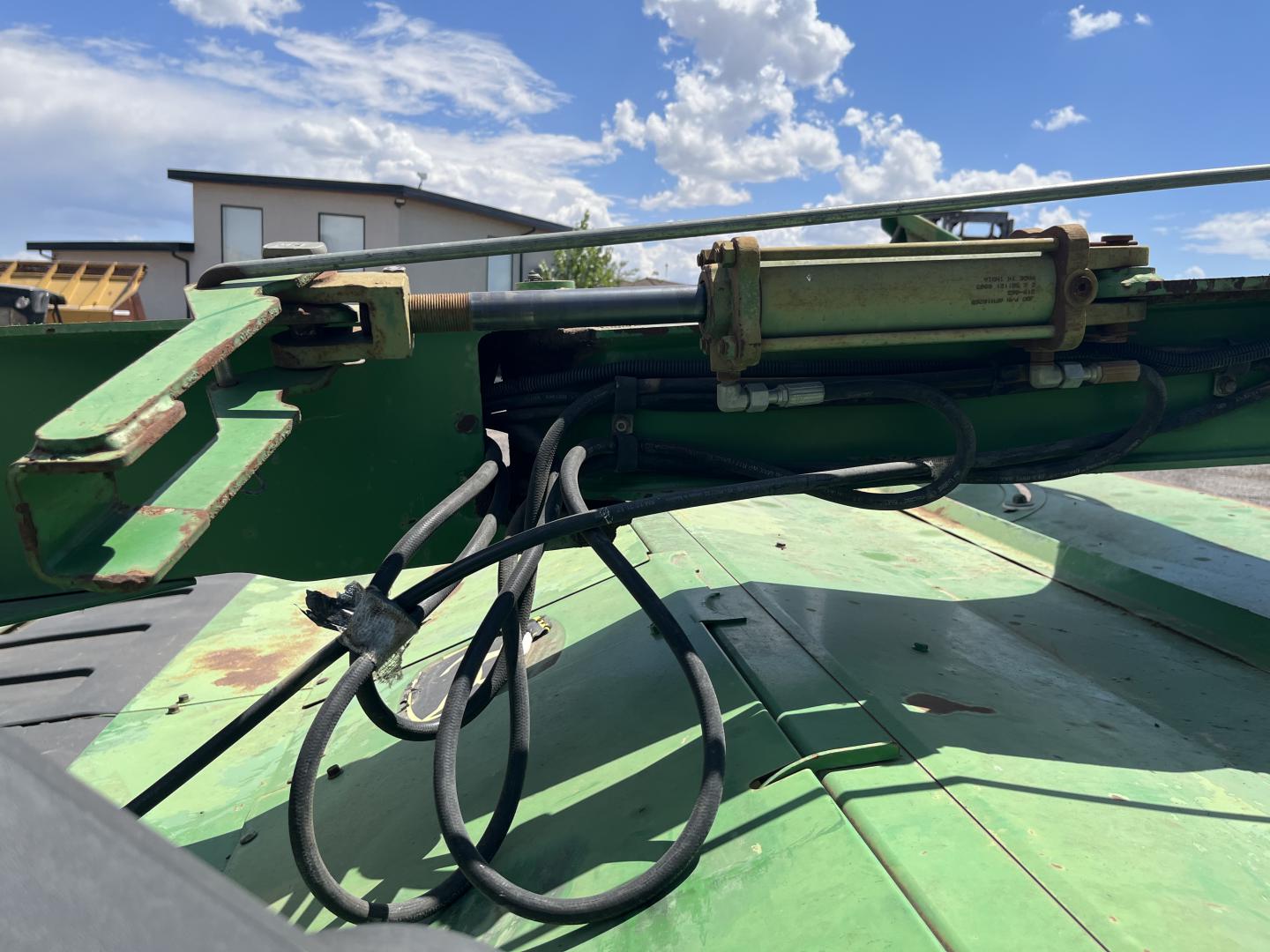 ./imagenes/INVOICE/2019/17025/CORTADORA DE ALFALFA JOHN DEERE 530 (17).JPG